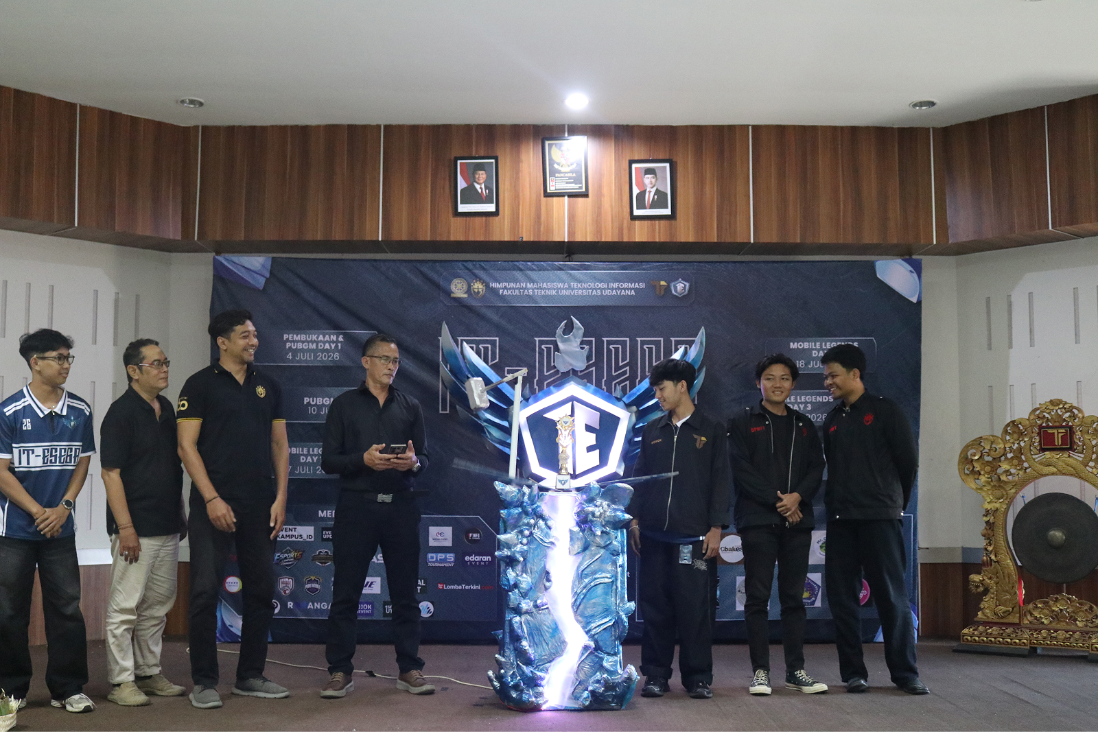 IT-ESEGA 2026: Kompetisi Esports Nasional oleh Himpunan Mahasiswa Teknologi Informasi Universitas Udayana
